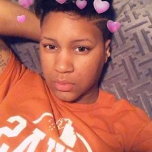 Meet your Posher, Vania